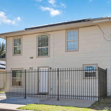 Stunning & Vibrant Apt 7 Min From Tx Med Center Χιούστον Εξωτερικό φωτογραφία