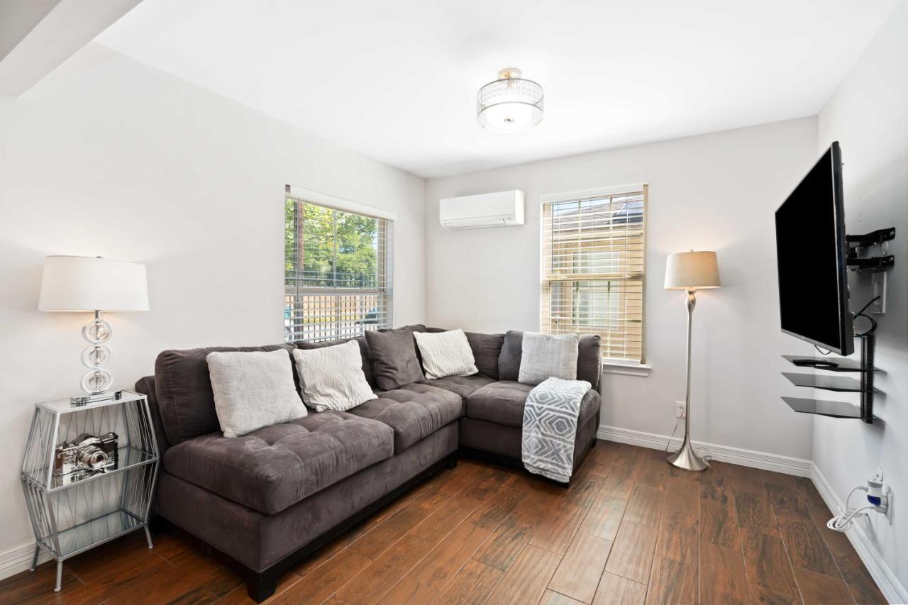Stunning & Vibrant Apt 7 Min From Tx Med Center Χιούστον Εξωτερικό φωτογραφία